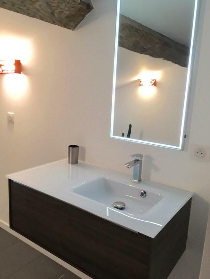 Les Terres Hotel Chaponost Екстериор снимка
